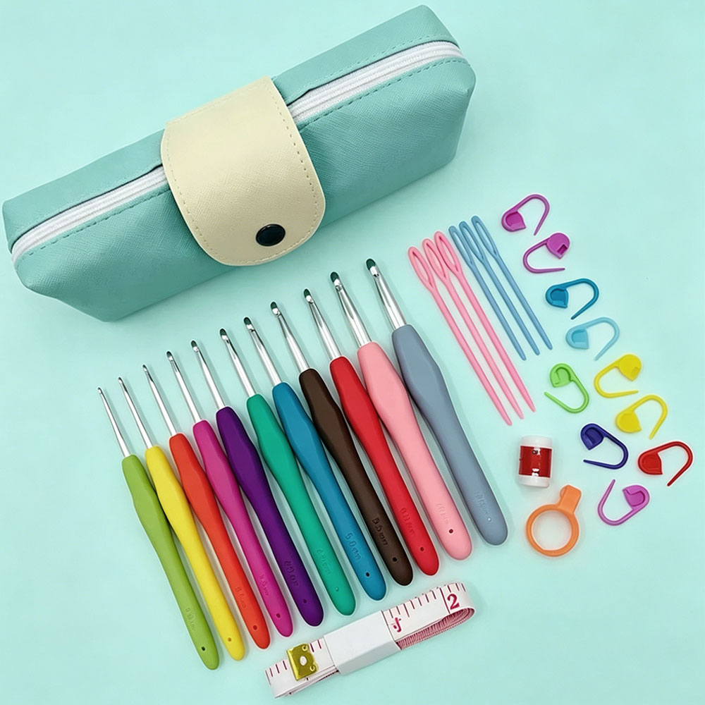 Tool Set - Set di 37 uncinetti con borsa